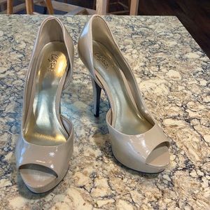 Tan 4” platform heel City Streets